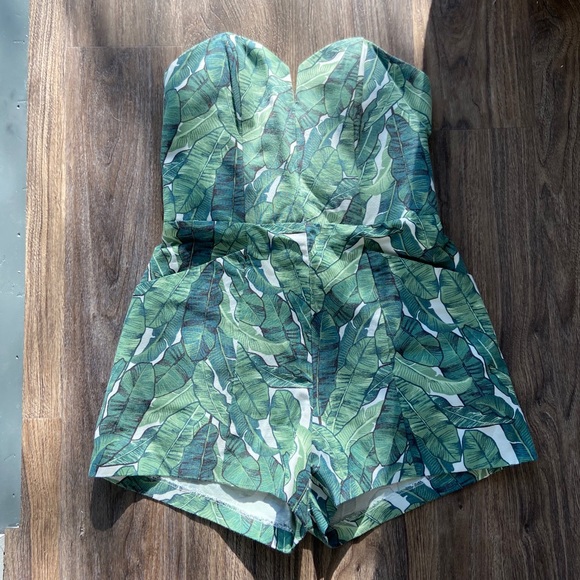 H&M Tropical Romper - Picture 2 of 6